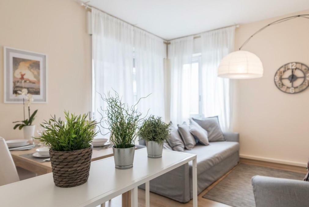 Lovely, Charming And Quiet Apartment In The Centre Air Conditioned And Free Private Garage Como Bagian luar foto